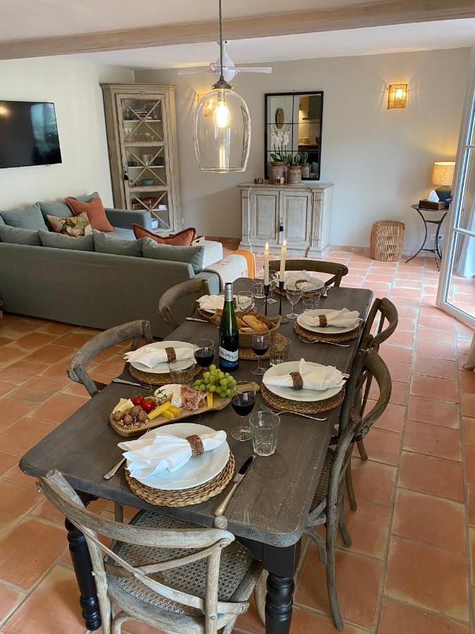 Pretty Historical Village House Grimaud Exteriör bild